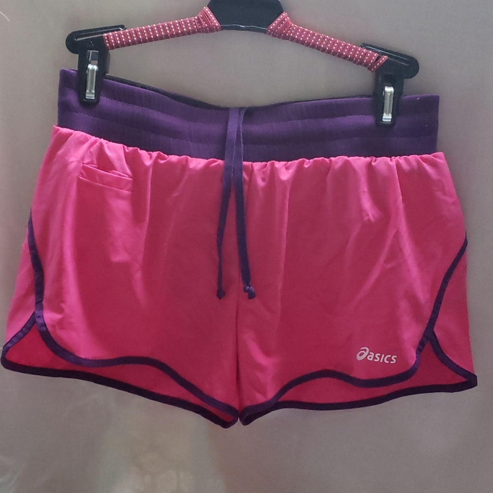 Athletic shorts